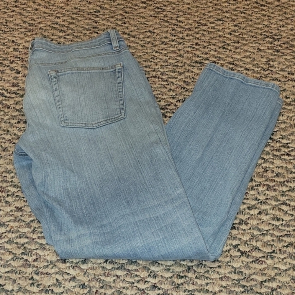 Eileen Fisher Classic Light Wash Straight Leg Jeans Size 4